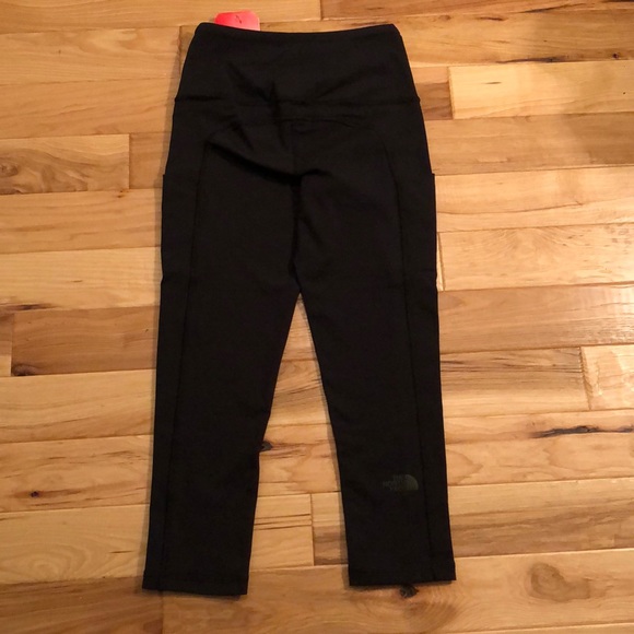 North Face NWT camo leggings❤️🔥🧘‍♀️🧗‍♀️🍂 - Picture 12 of 13